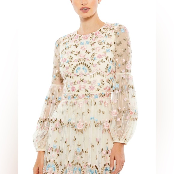 Mac Duggal EMBROIDERED BLOUSON SLEEVE GOWN | Size 2 - Picture 5 of 5